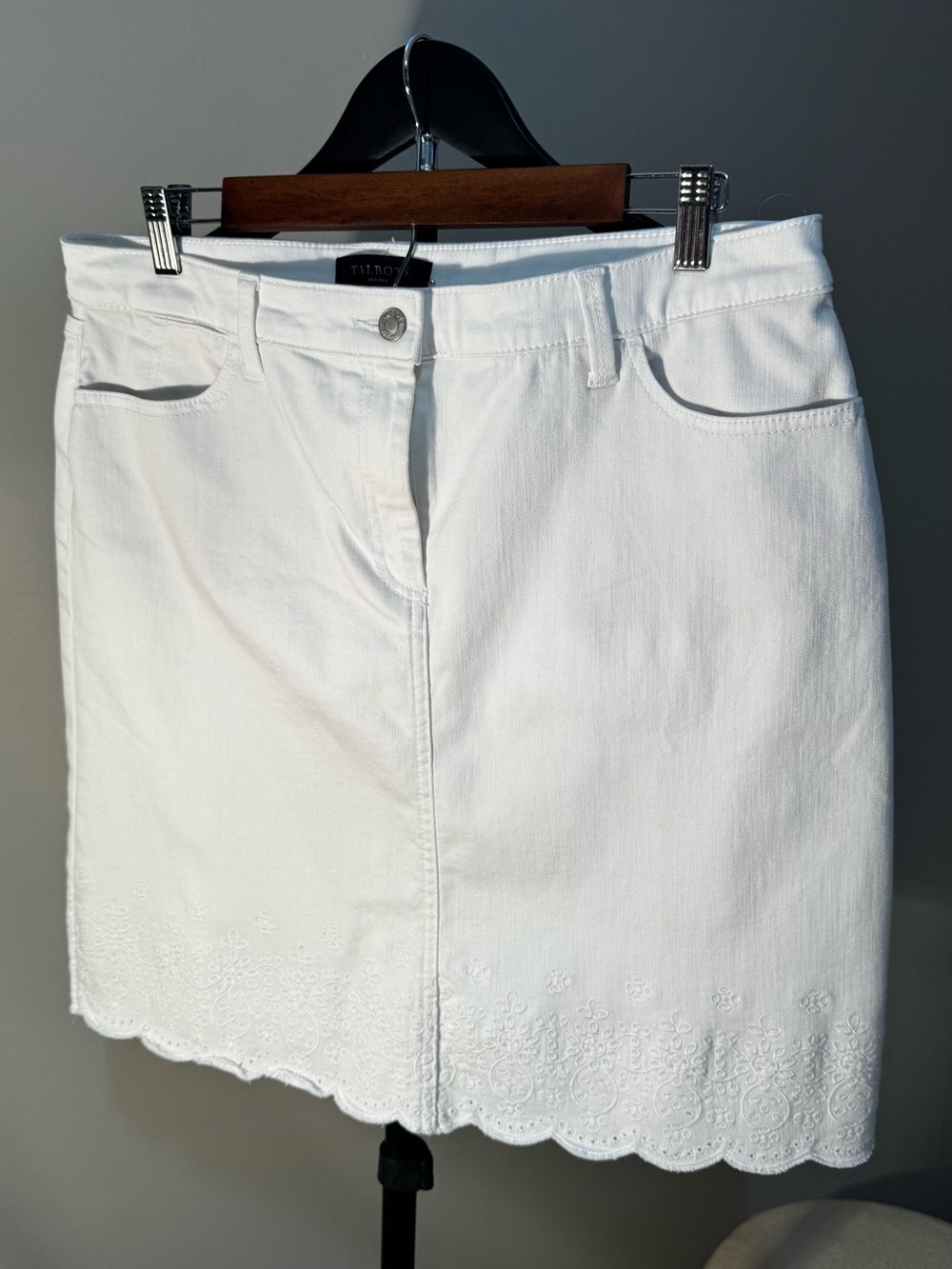 NWT Talbots Petite White Denim Skirt Eyelet Embroidered Hem Size 12P